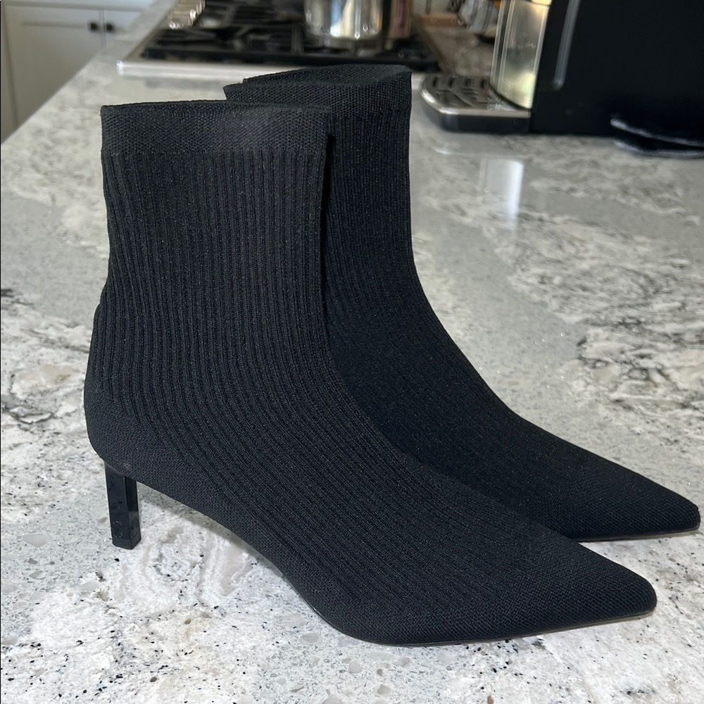 Zara Black Ribbed Knit Pointed Sock Booties Size EU37 US6.5